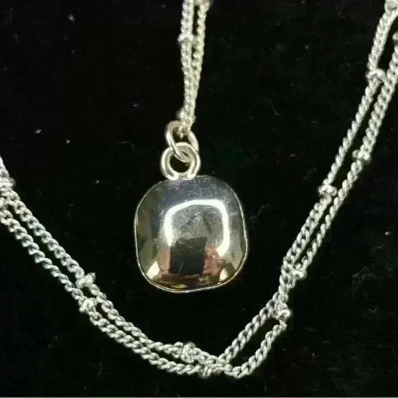 Silver Chain Necklace w/Denim-blue Stone - Picture 2 of 4